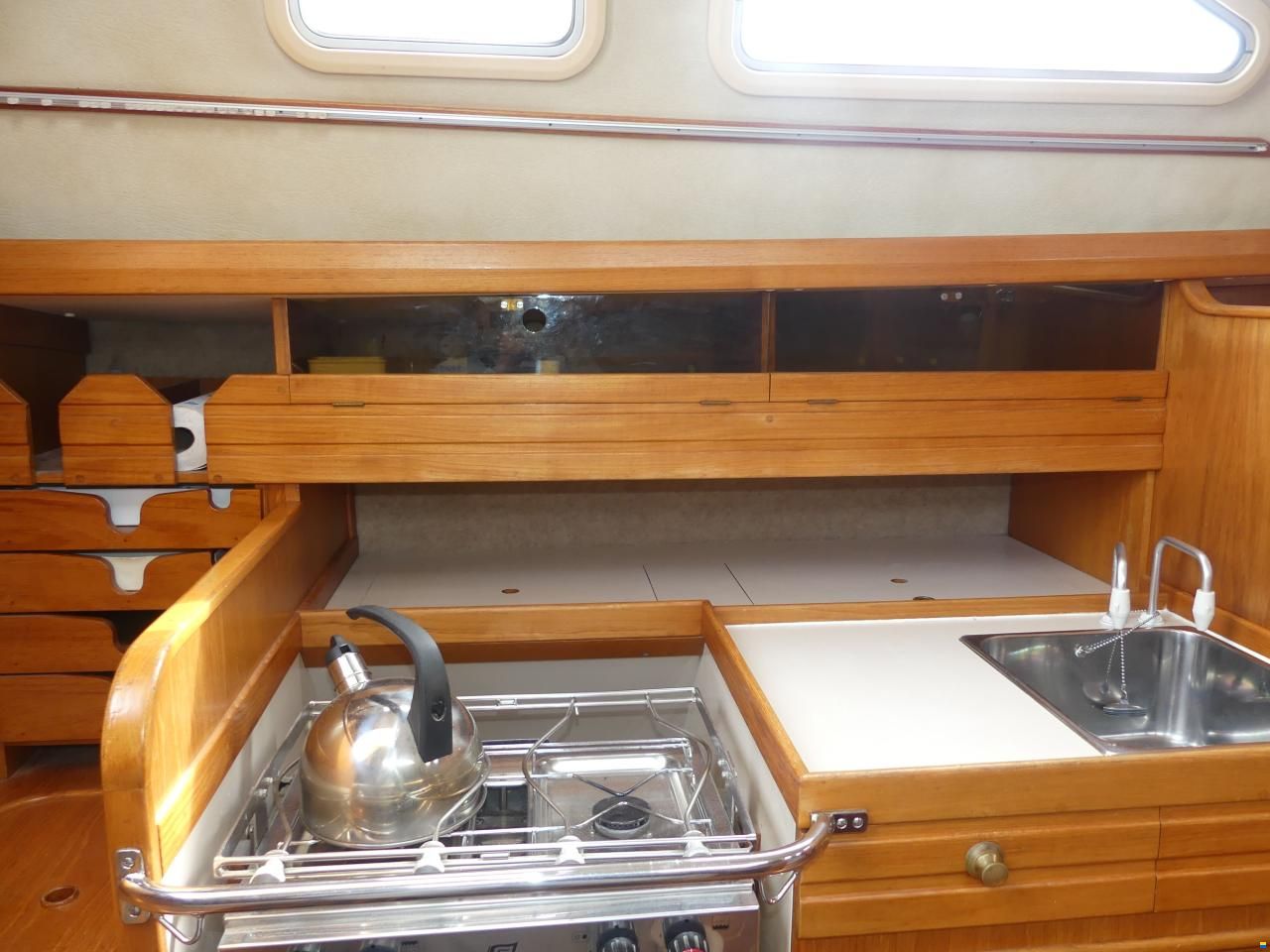 Northshore Yachts Vancouver 28
