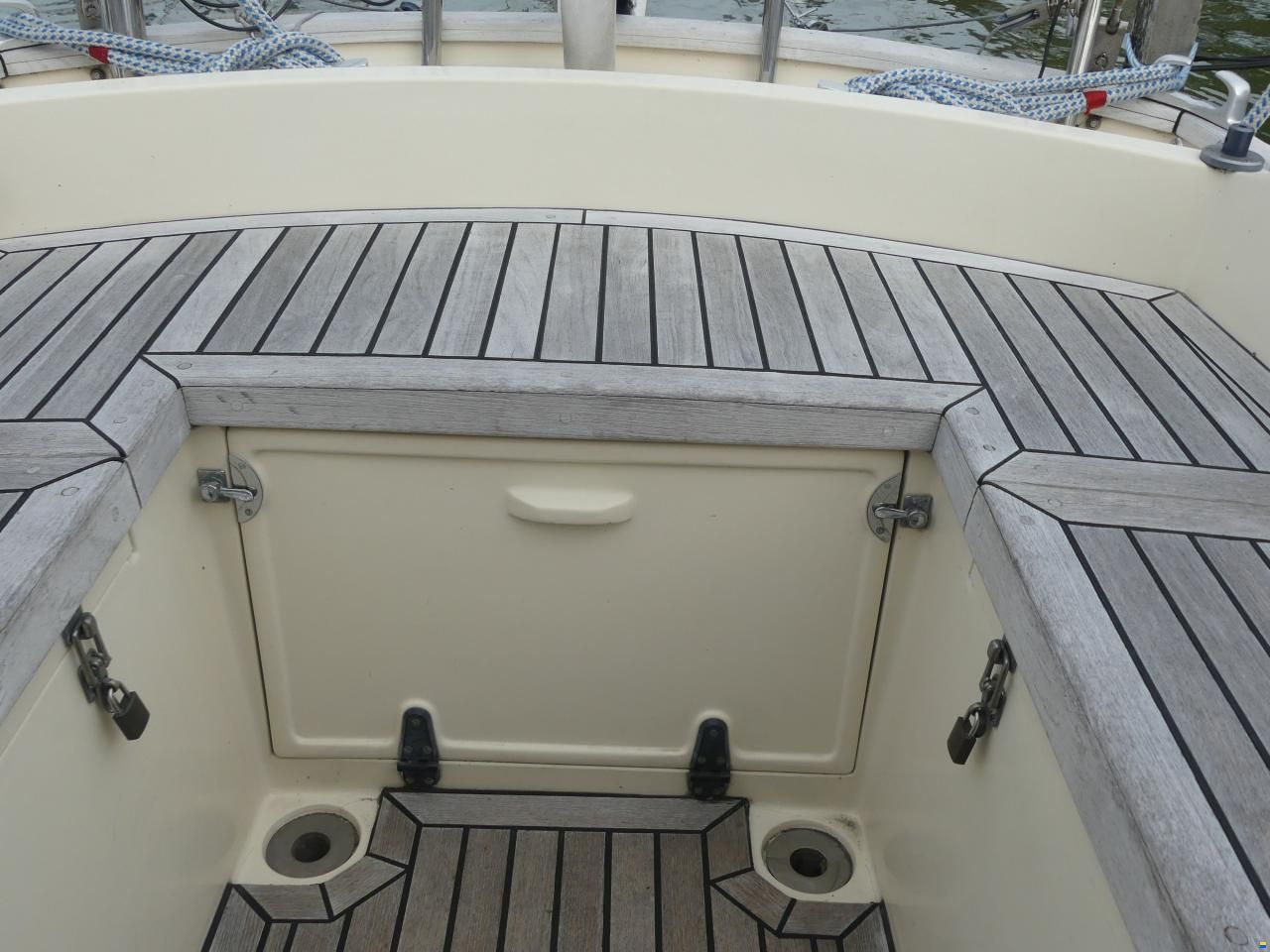 Northshore Yachts Vancouver 28