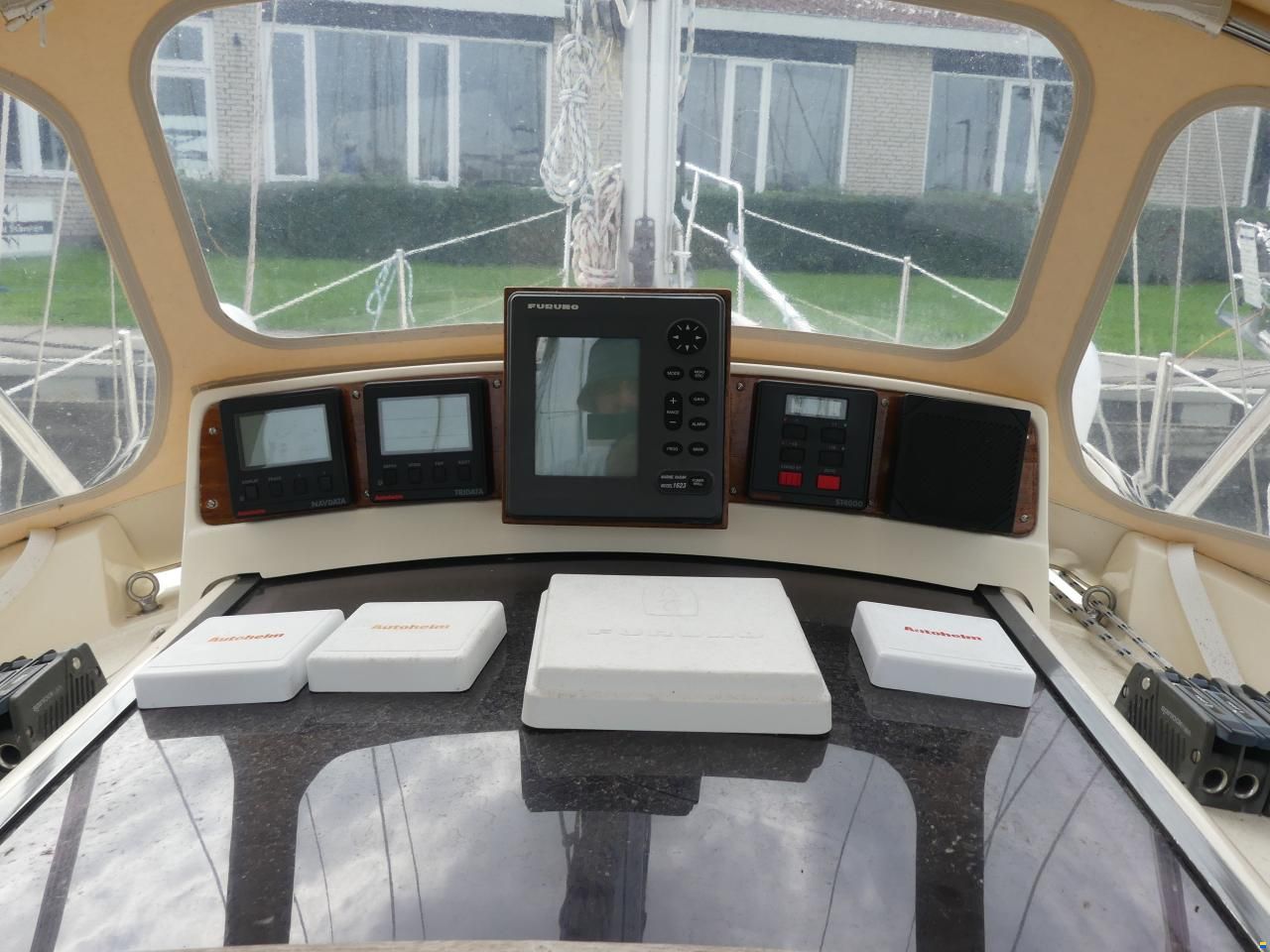 Northshore Yachts Vancouver 28