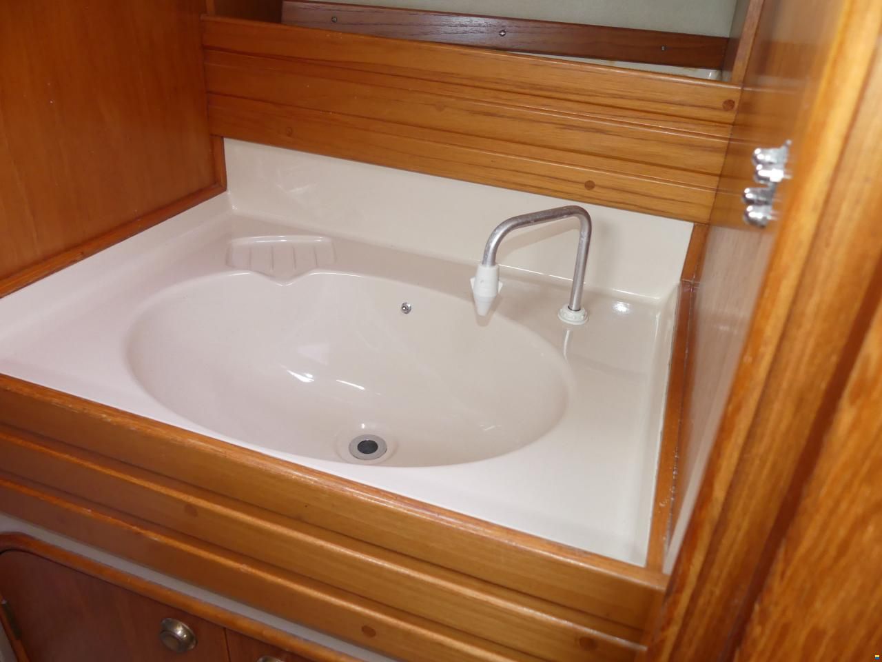 Northshore Yachts Vancouver 28