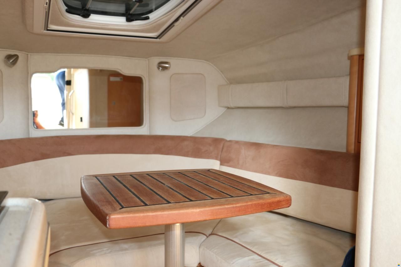 Sea Ray 255 Sundancer