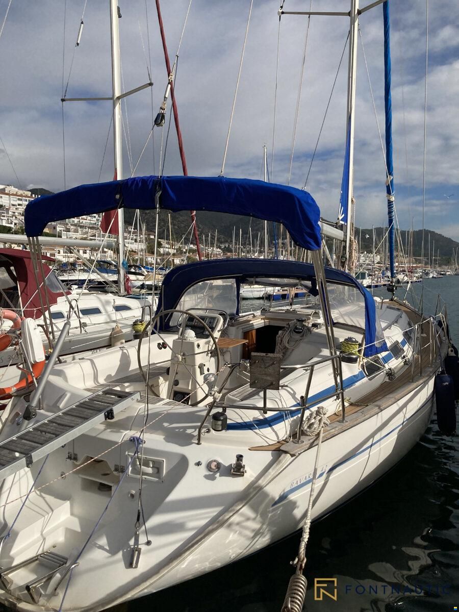 Bavaria 42