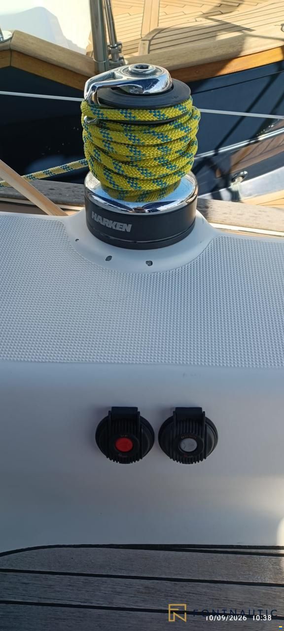 Bavaria 42