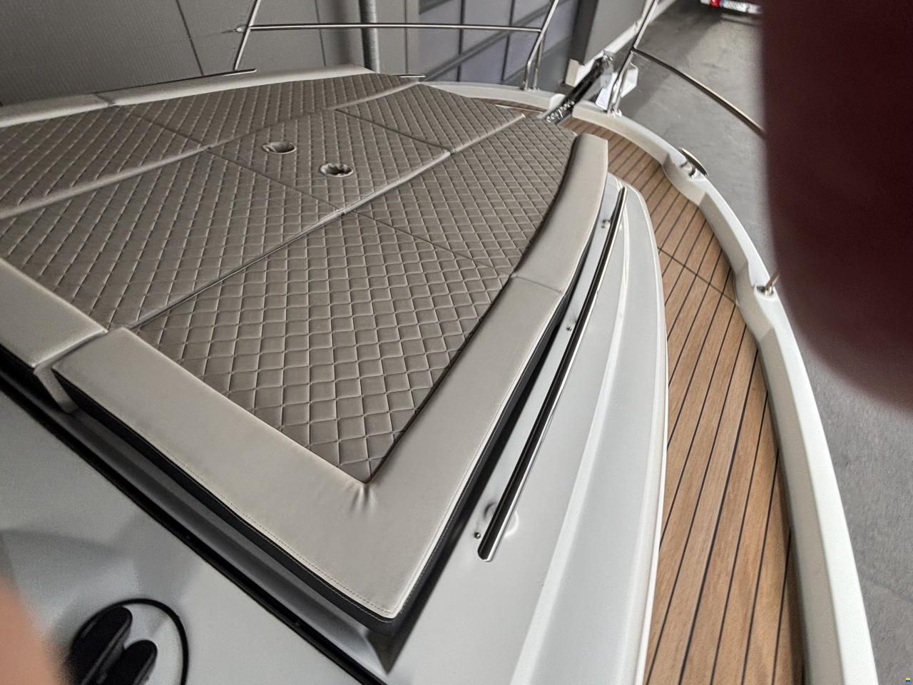 Jeanneau NC 37