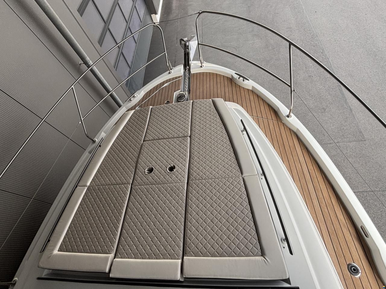 Jeanneau NC 37