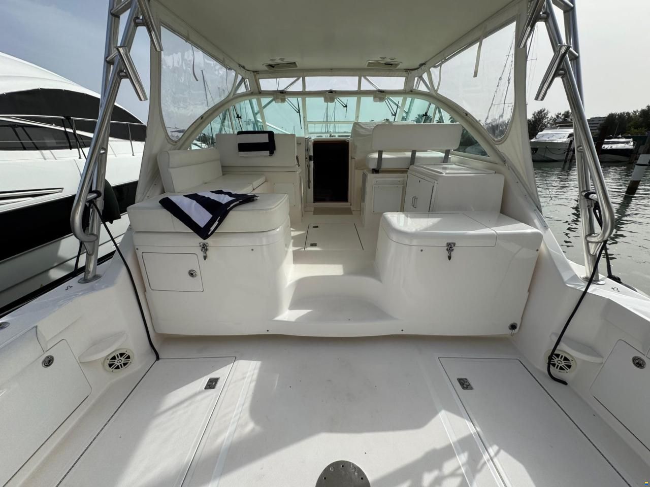 Cabo 35 Express