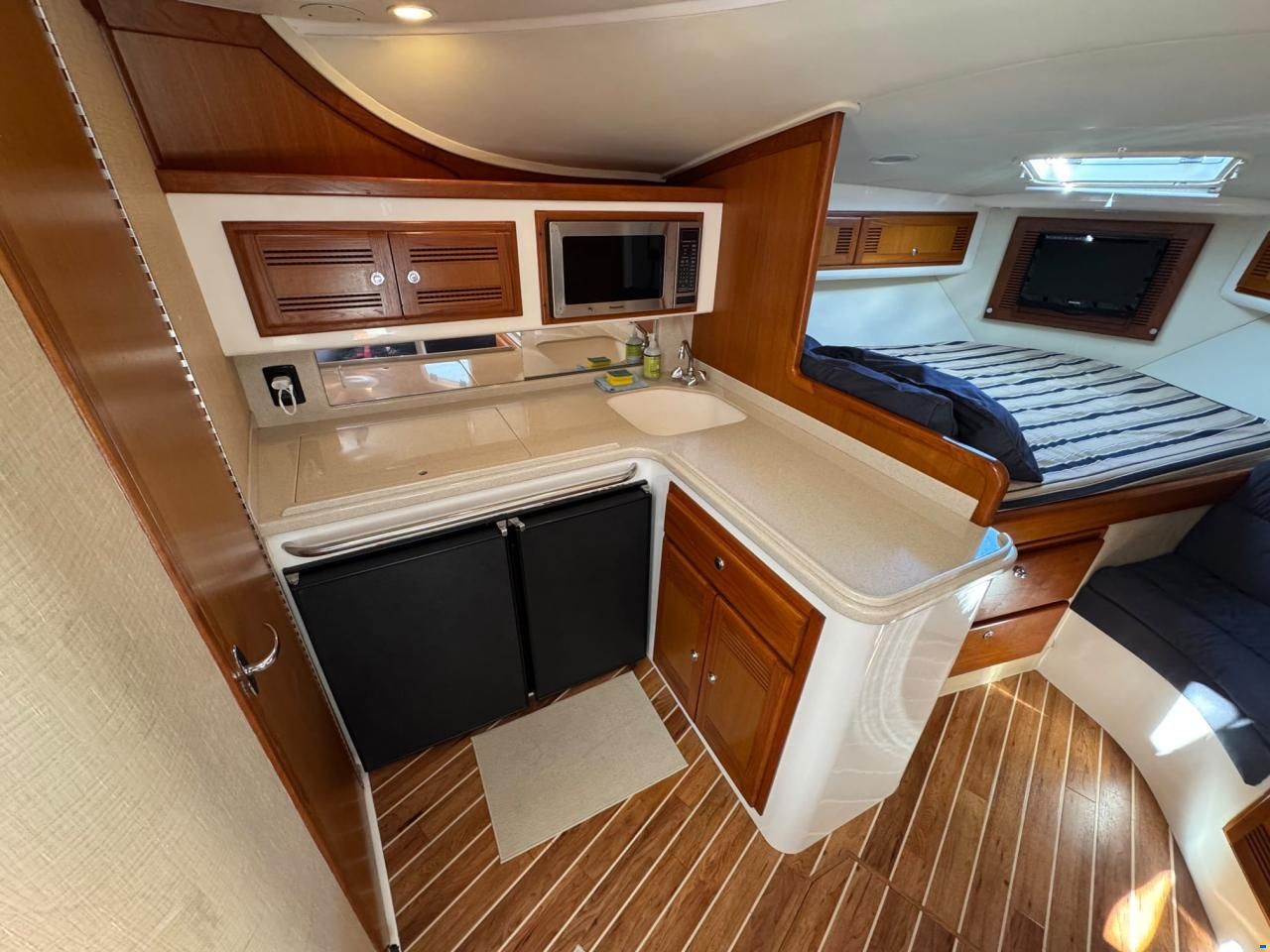 Cabo 35 Express