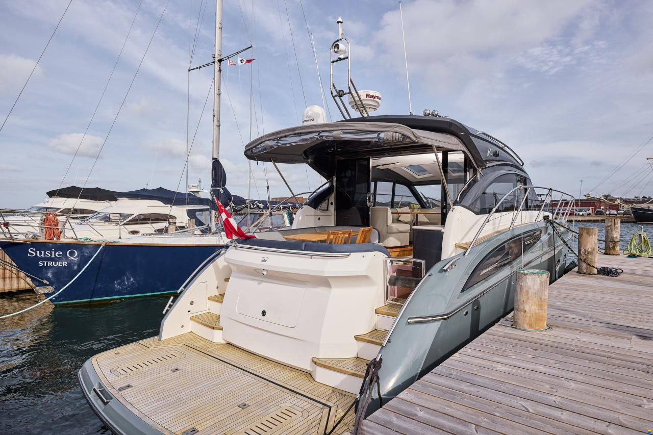 Princess V48