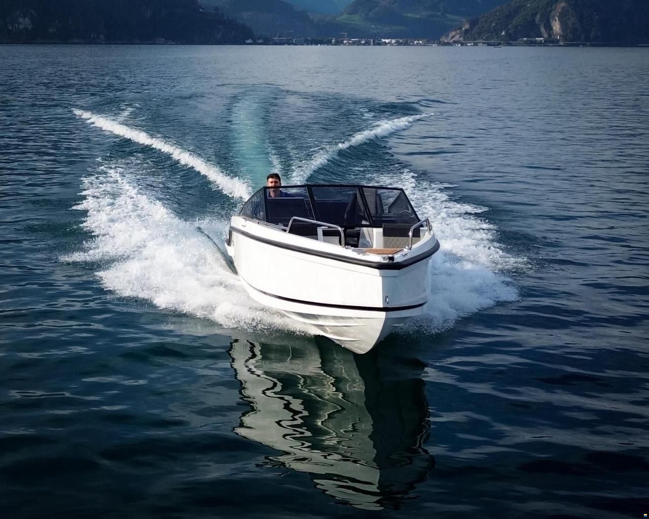 Compass Boats Bowrider BR7
