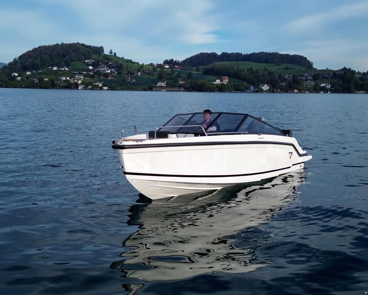 Compass Boats Bowrider BR7