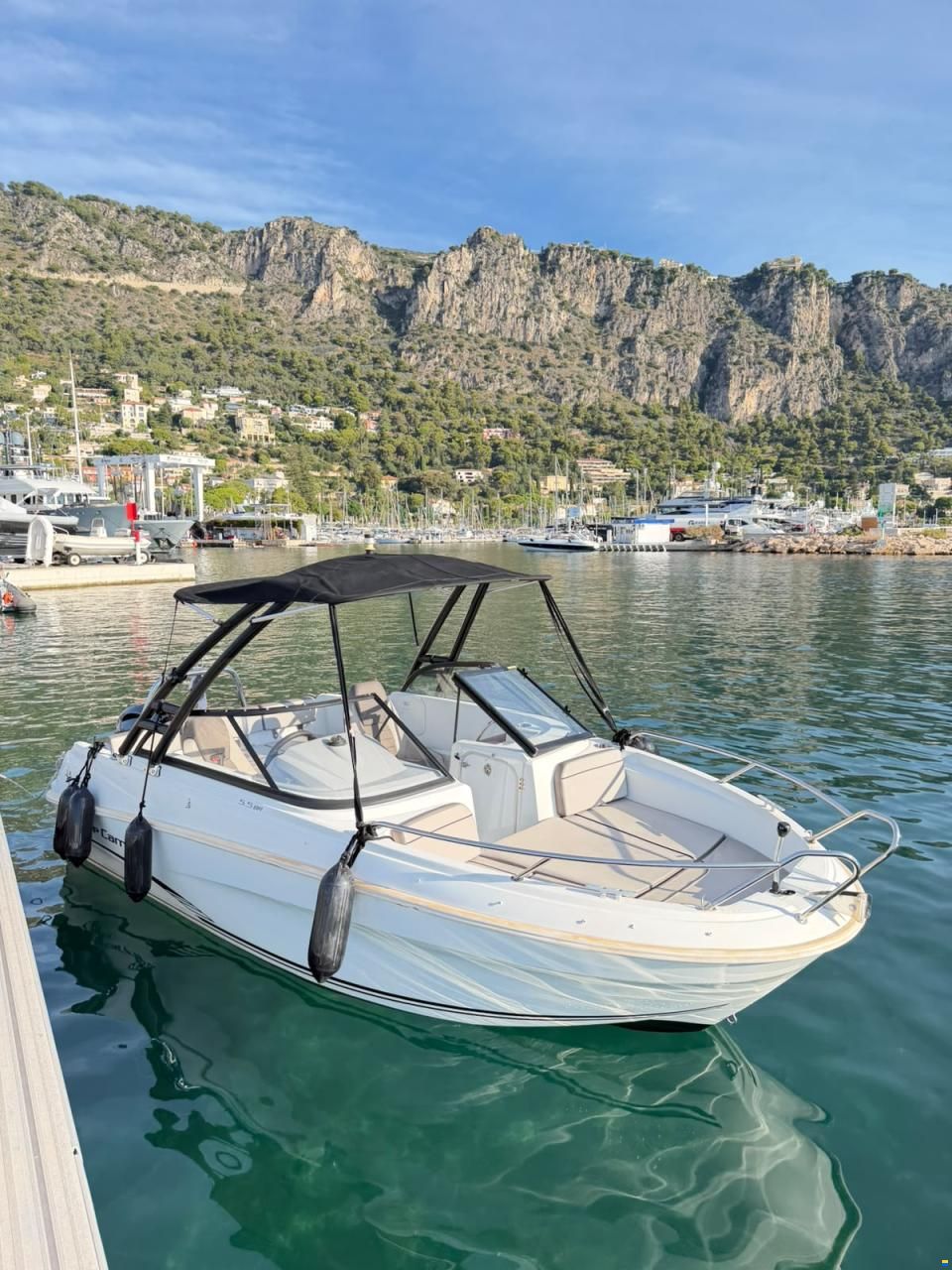 Jeanneau CAP CAMARAT 5.5 BR-2