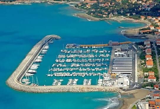 POSTO BARCA 18M ROSIGNANO MARITTIMO CALA