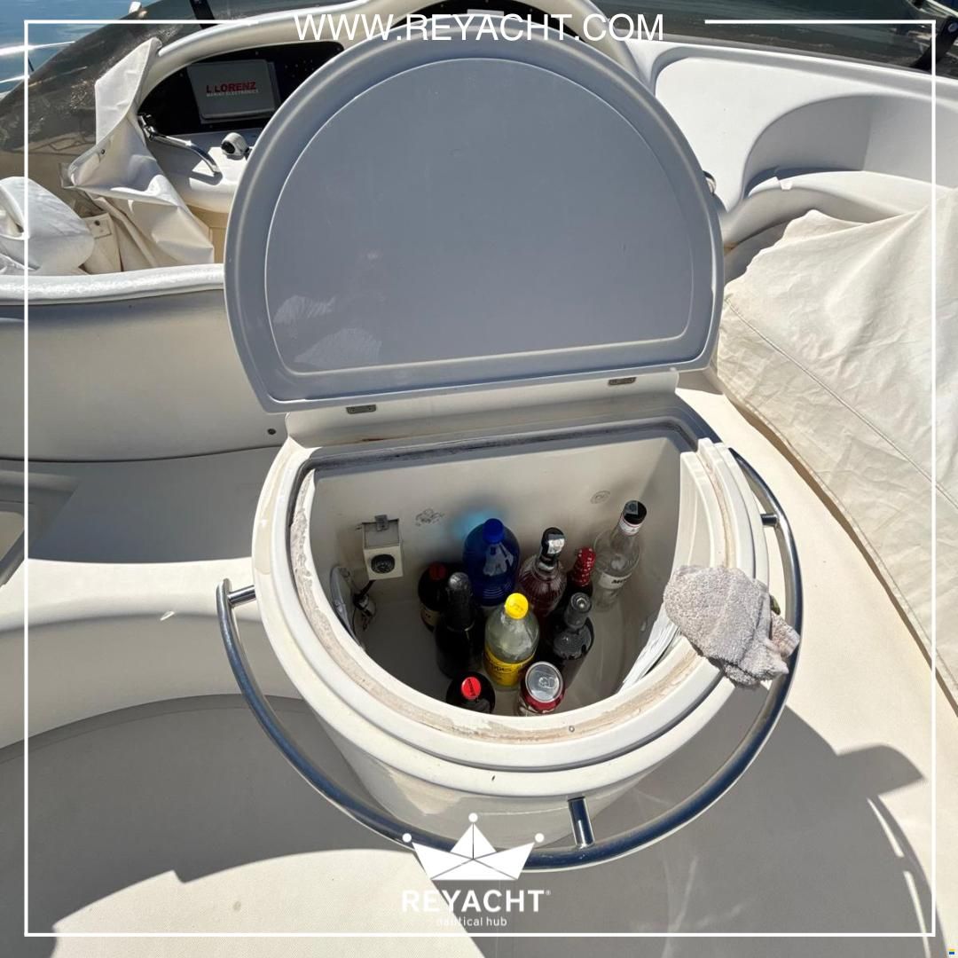 Azimut 46 Fly