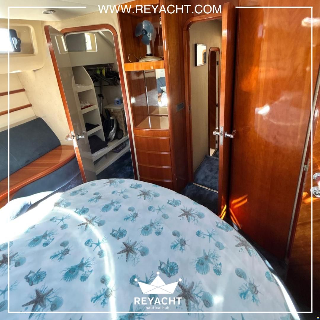 Azimut 46 Fly