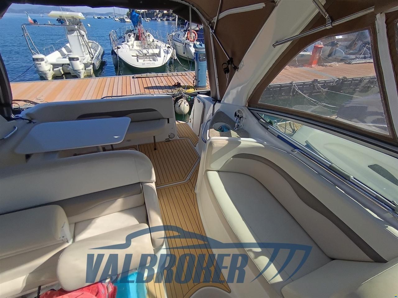 Chaparral Signature 280