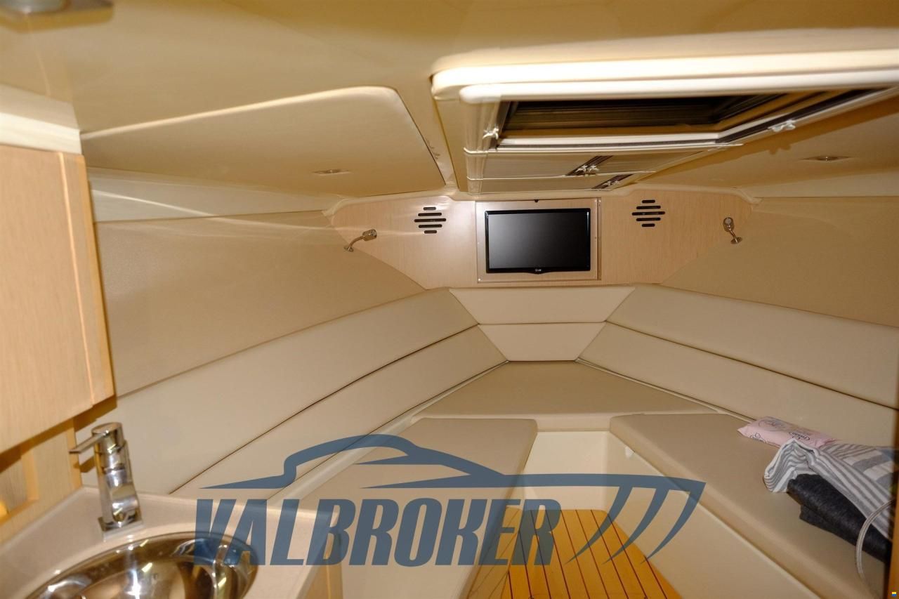 Chris Craft CORSAIR 32
