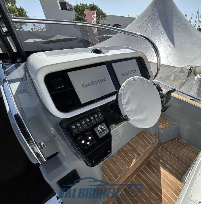 Invictus GT320