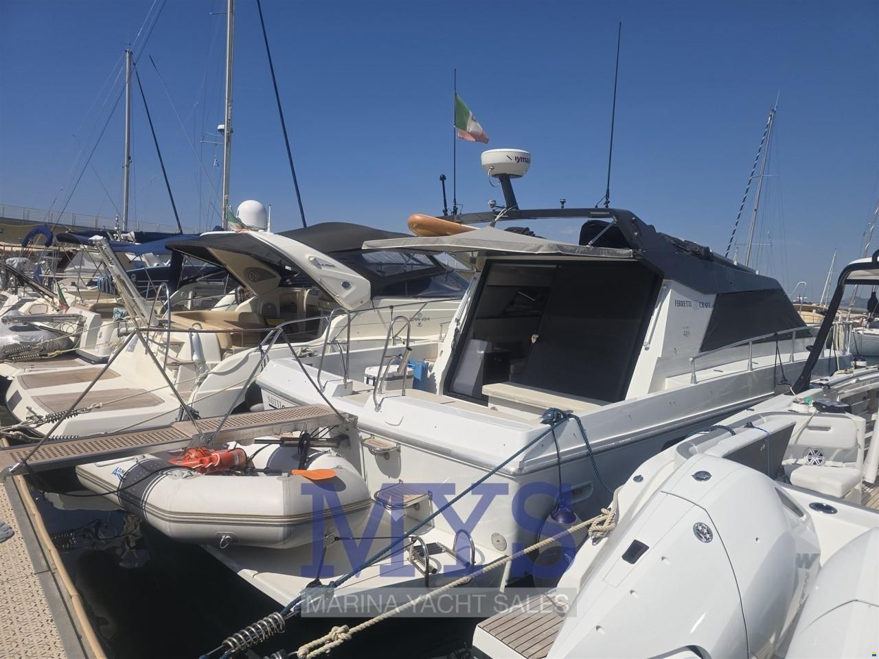 Ferretti 40 ROADSTAR