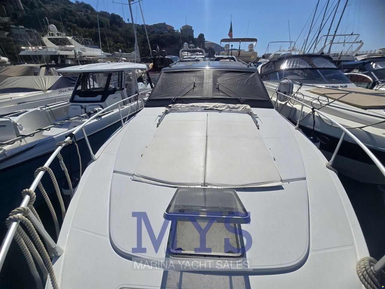 Ferretti 40 ROADSTAR