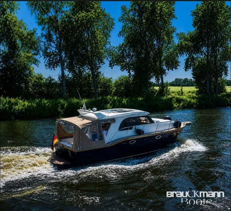 Viking 34 Sedan