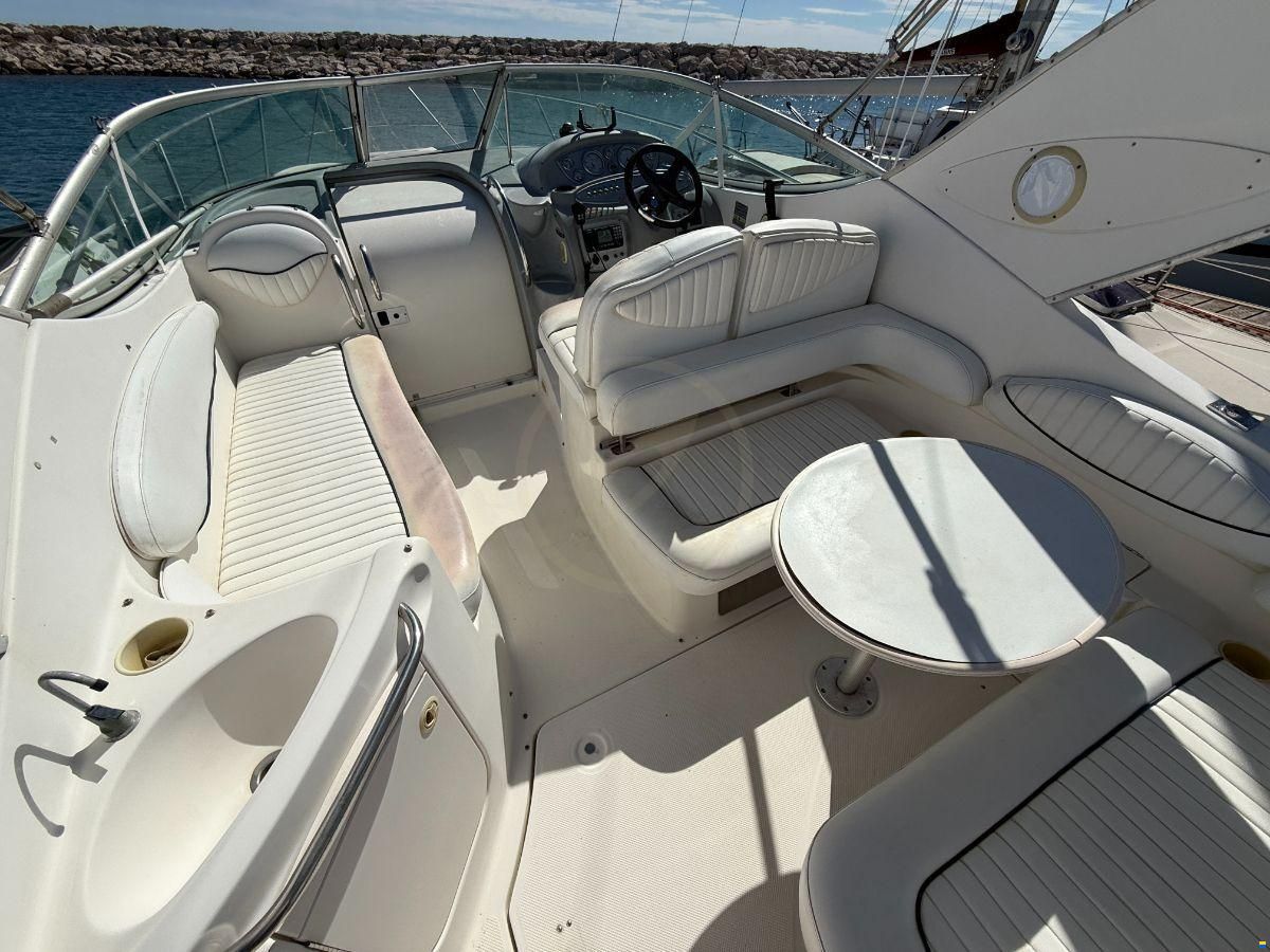 Maxum 2700 SE