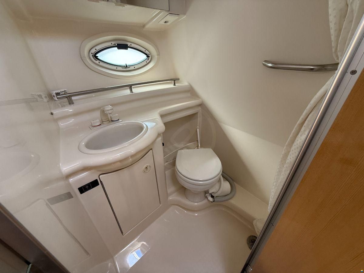 Maxum 2700 SE
