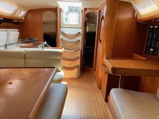 Jeanneau Sun Odyssey 43