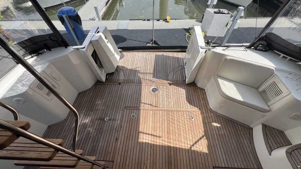 Beneteau Swift Trawler 35