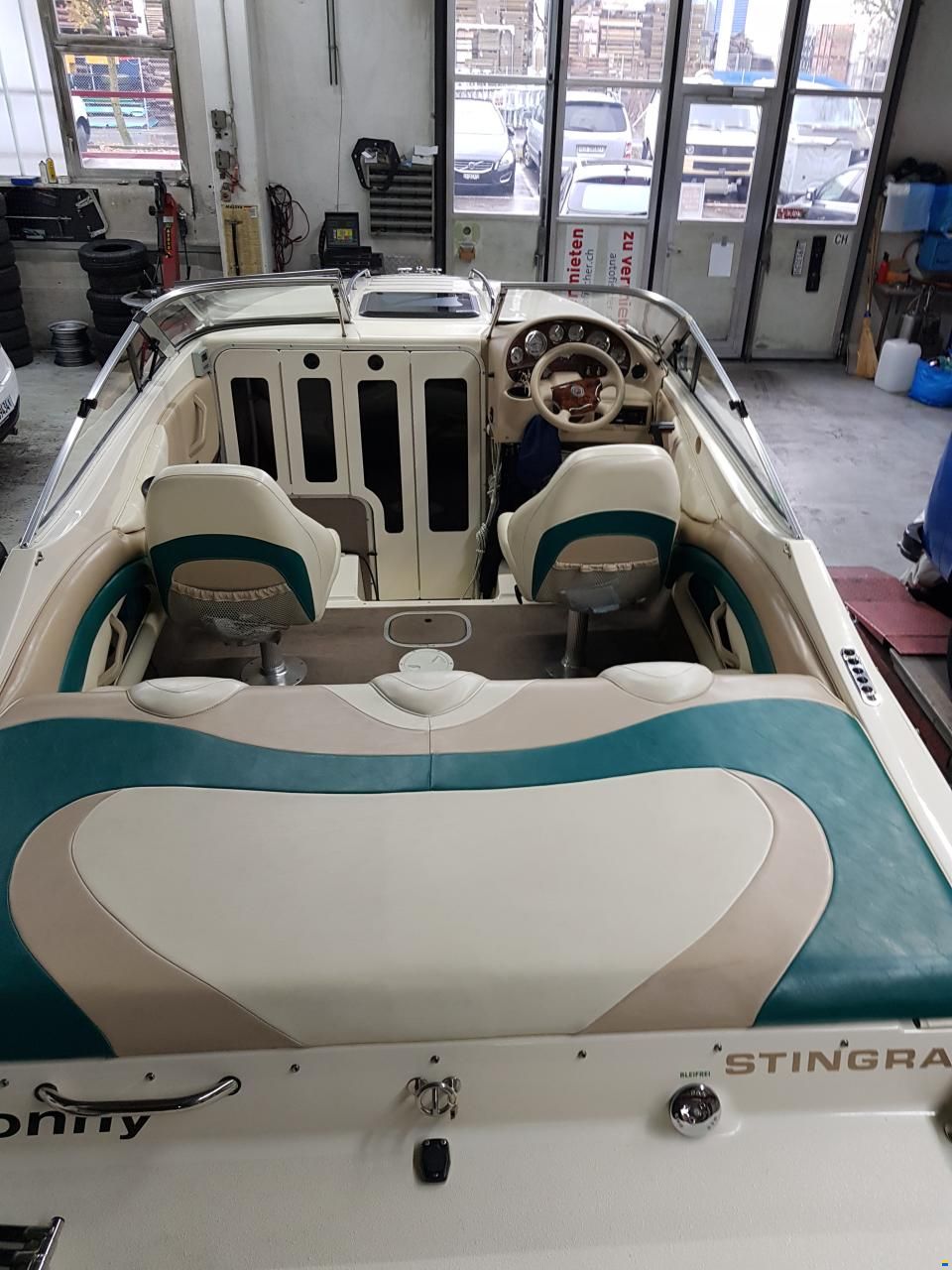 Stingray 200 CX