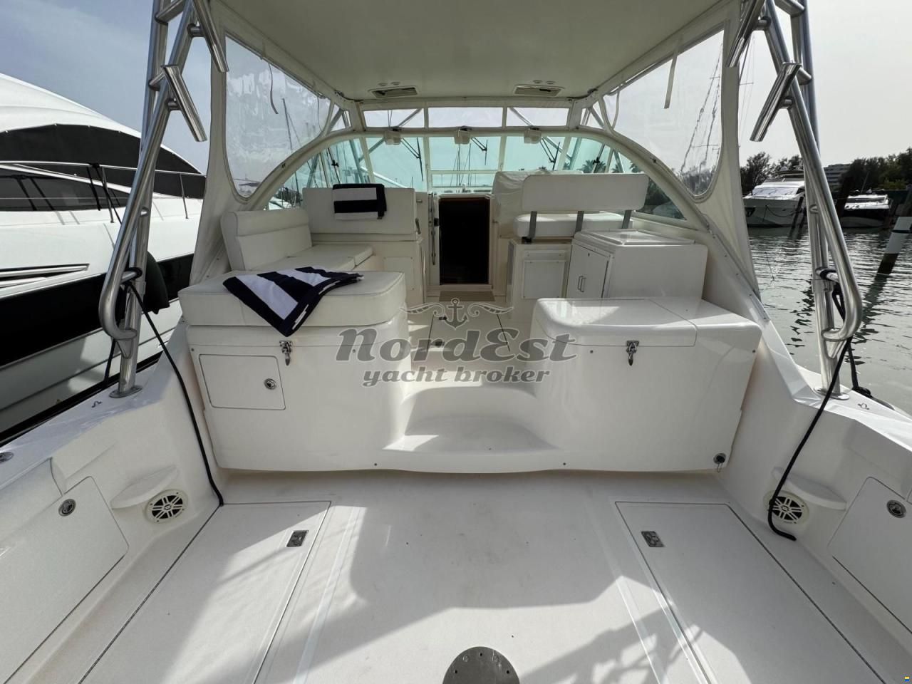 Cabo 35 Express