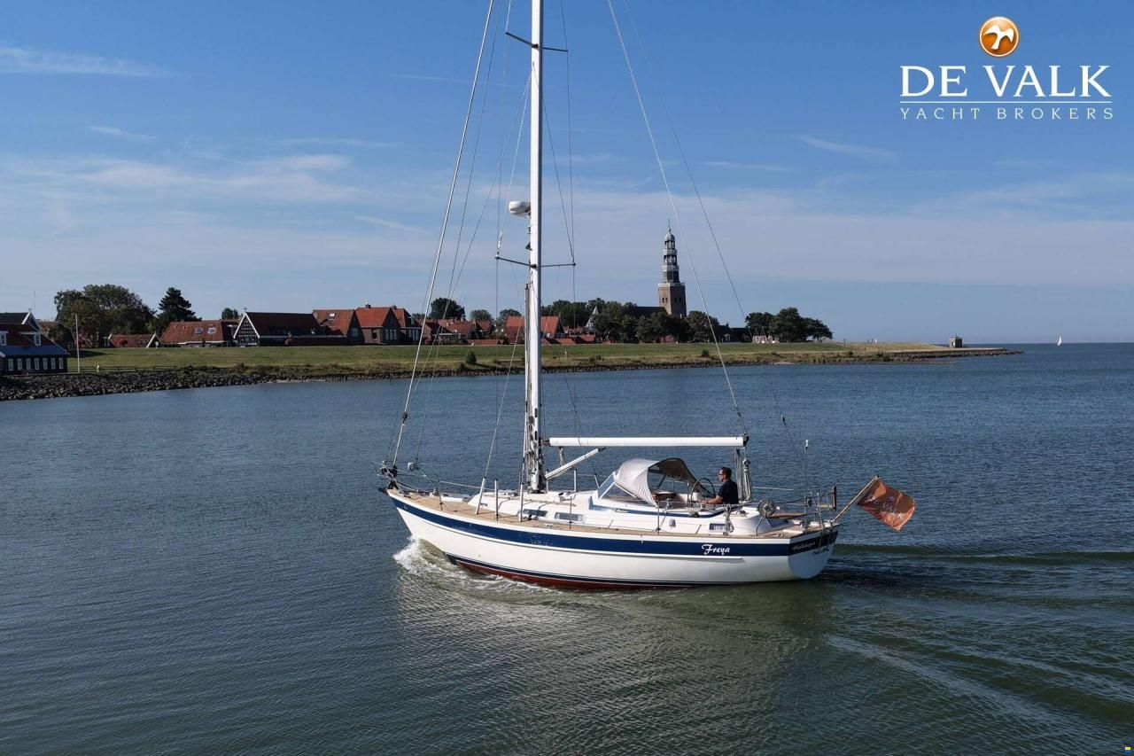 Hallberg-Rassy 36