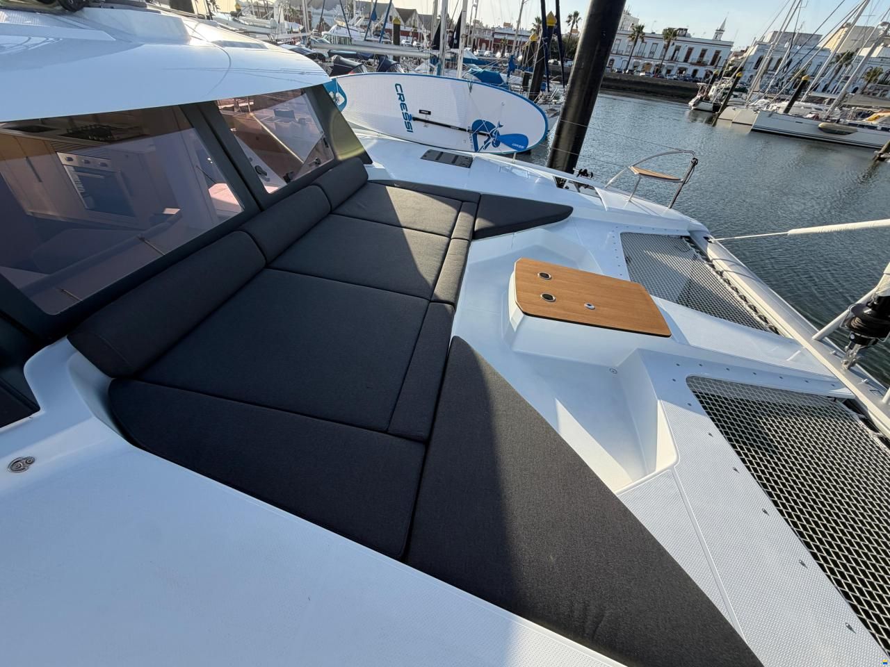 Fountaine Pajot 44