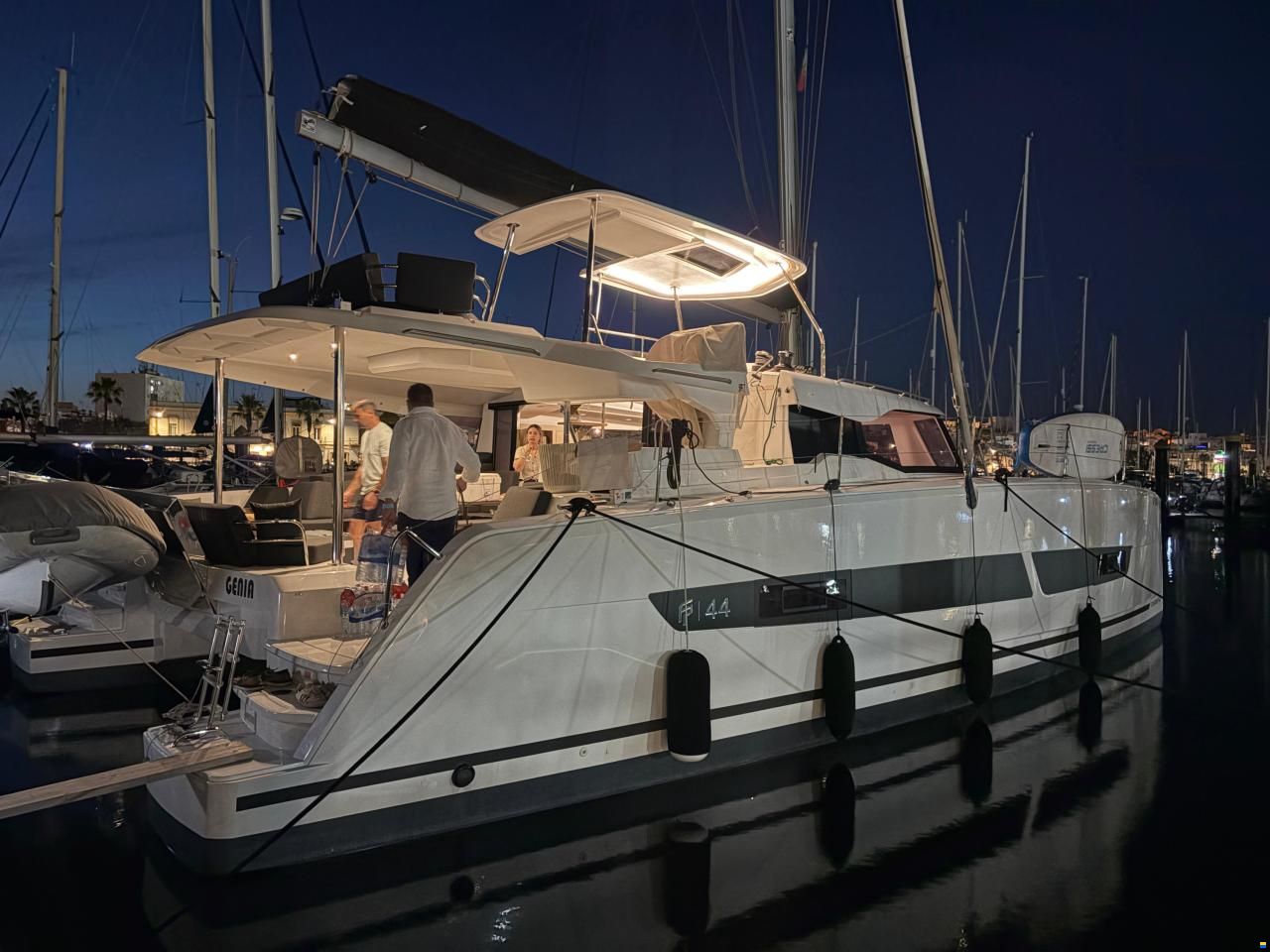 Fountaine Pajot 44