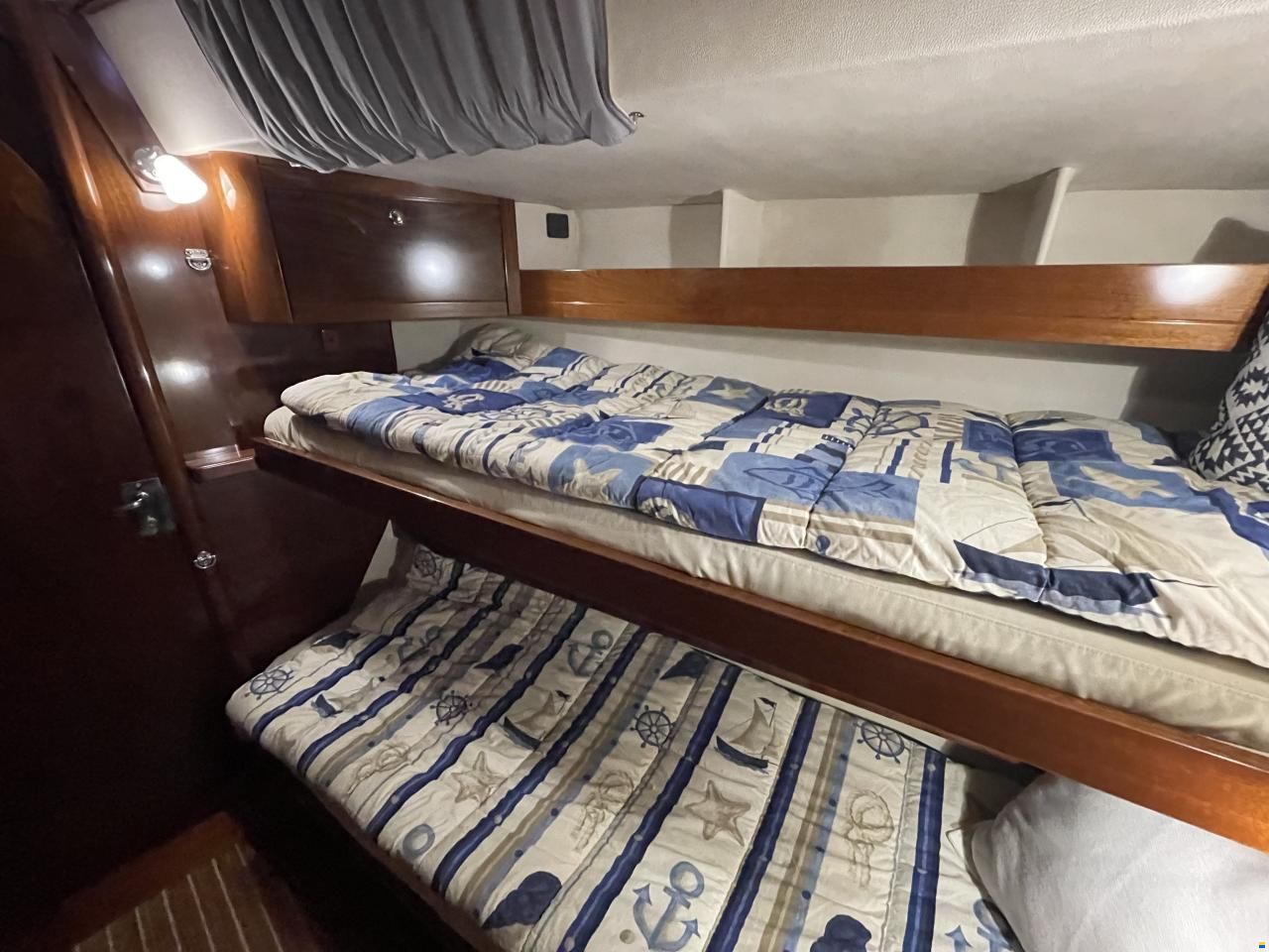 Amel 54