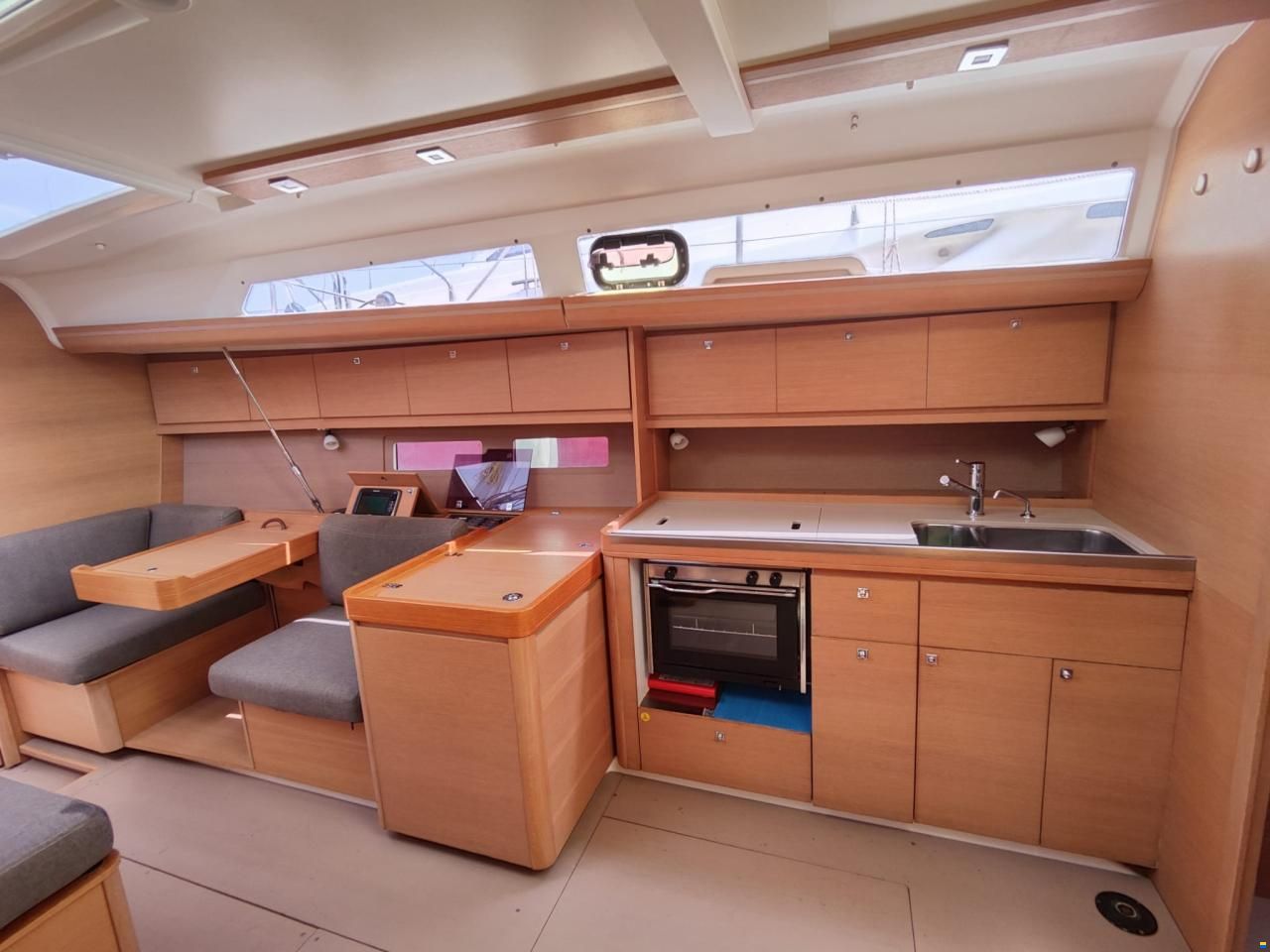Dufour 410 GRAND LARGE