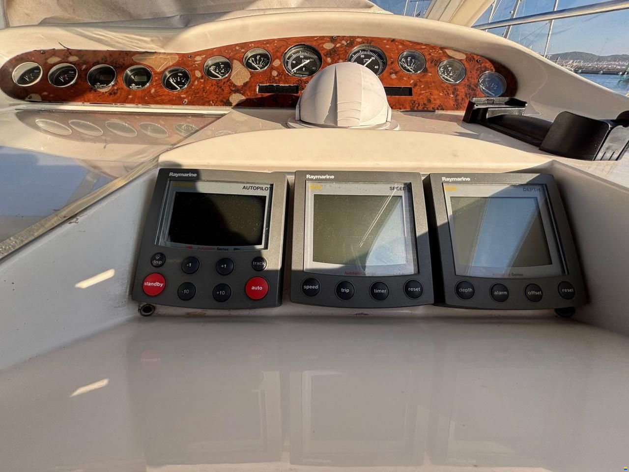 Princess V42