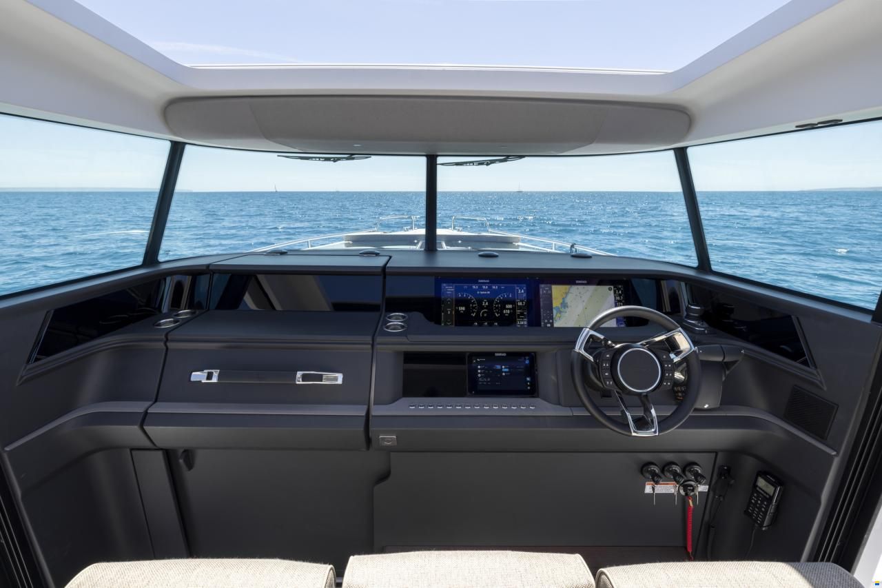 Axopar 45 XC Cross Cabin