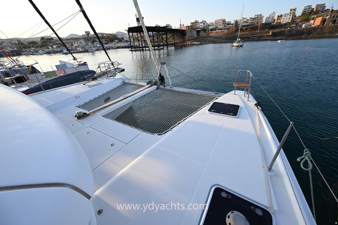 Lagoon 42