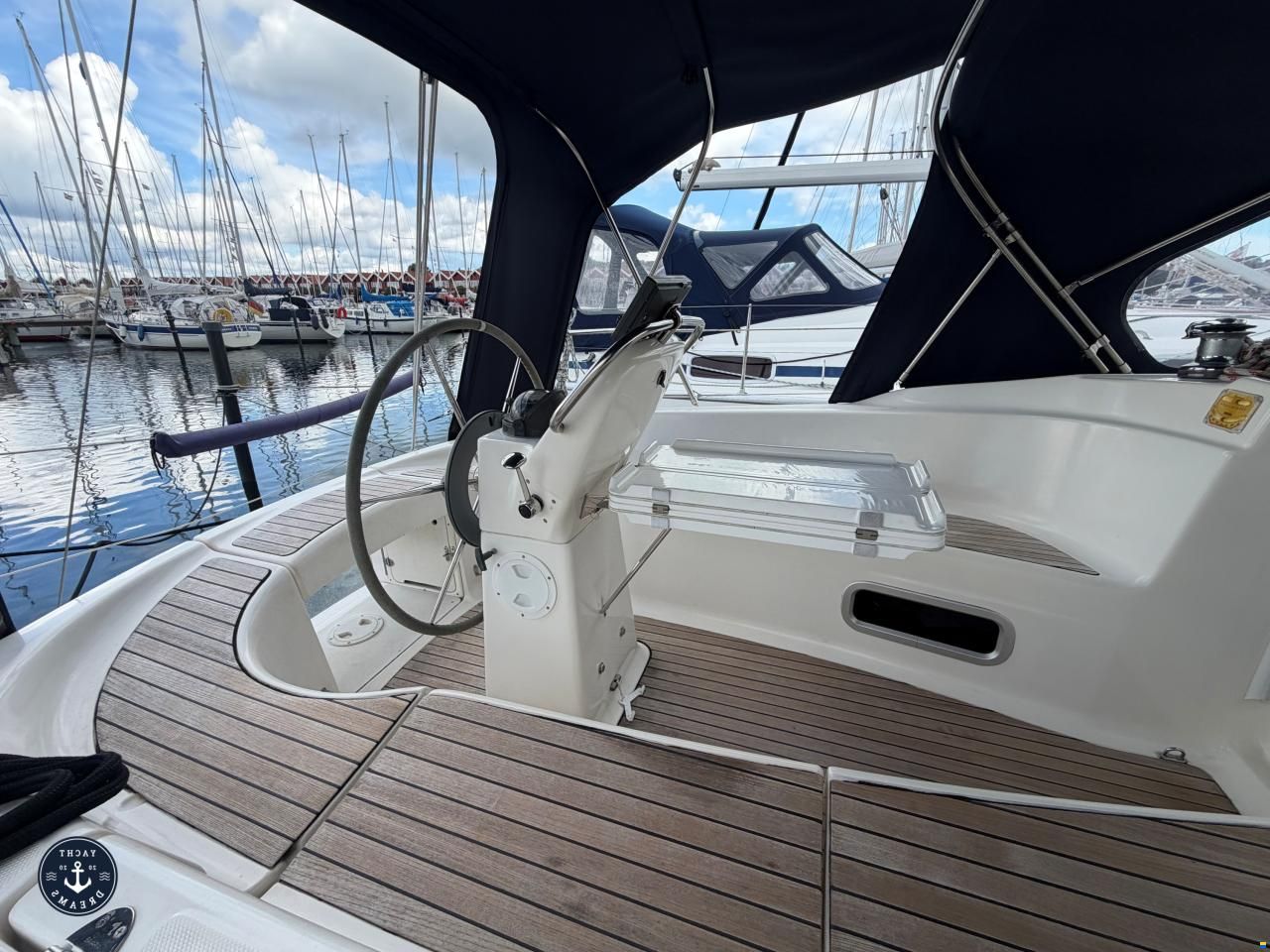 Bavaria 32