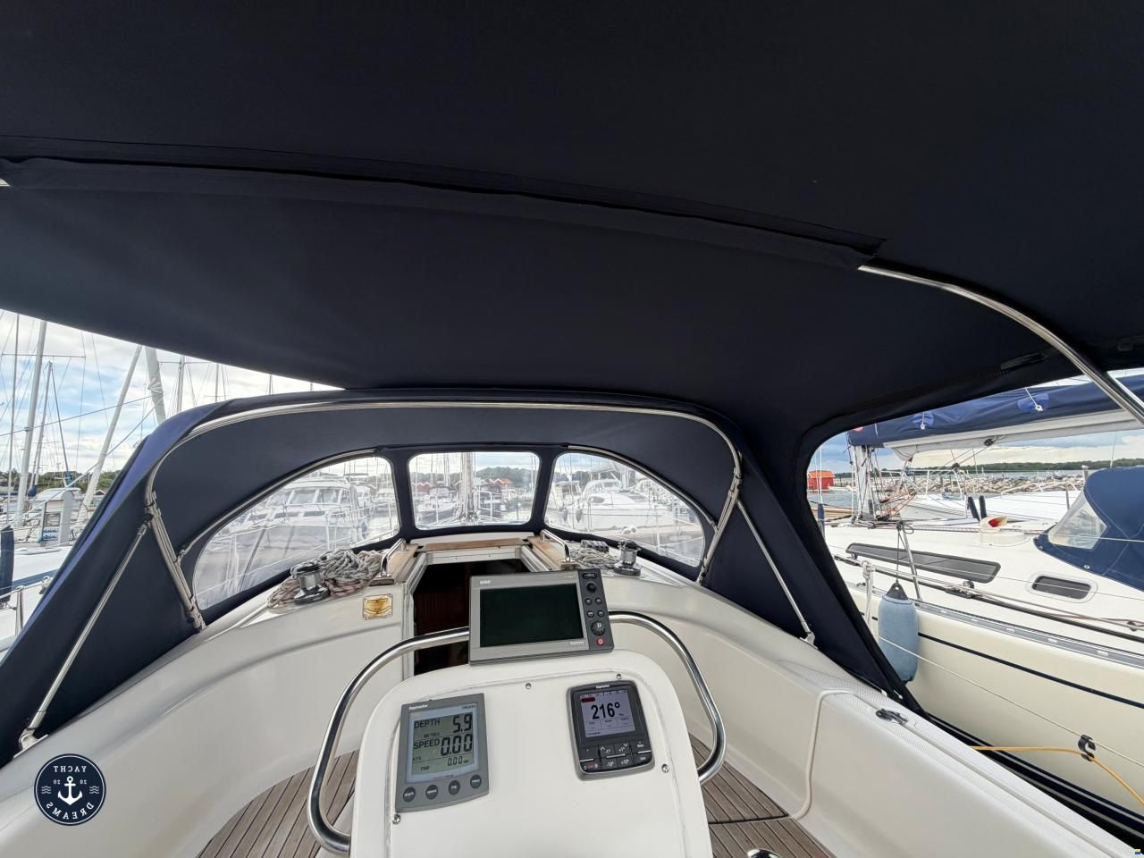 Bavaria 32