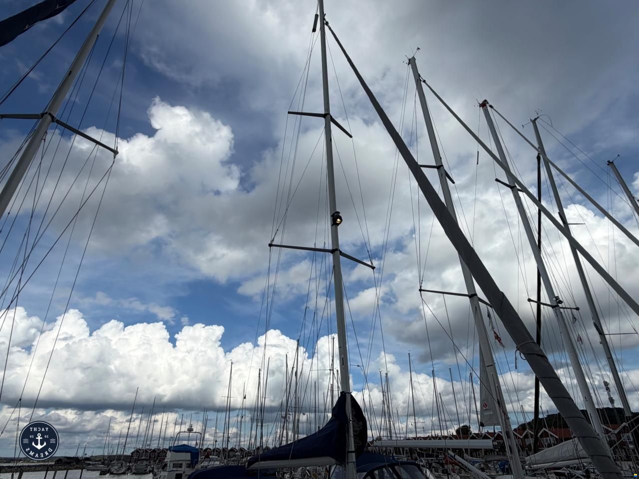 Bavaria 32