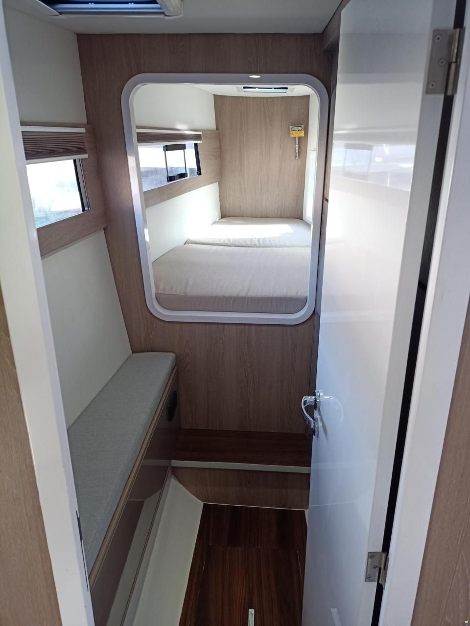Aventura Yachts 34