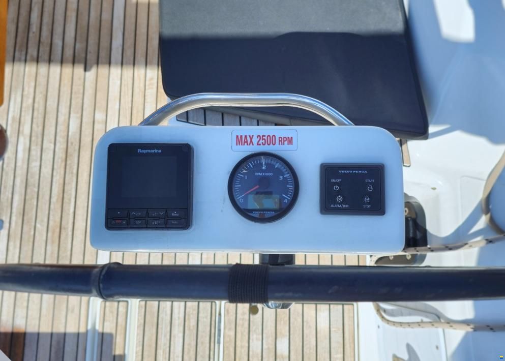 Dufour 430 Grand Large