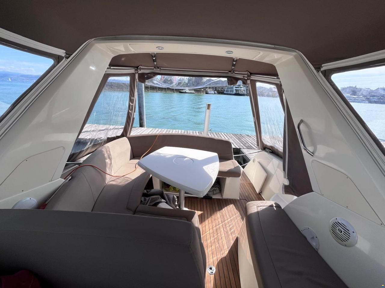 Jeanneau Leader 8