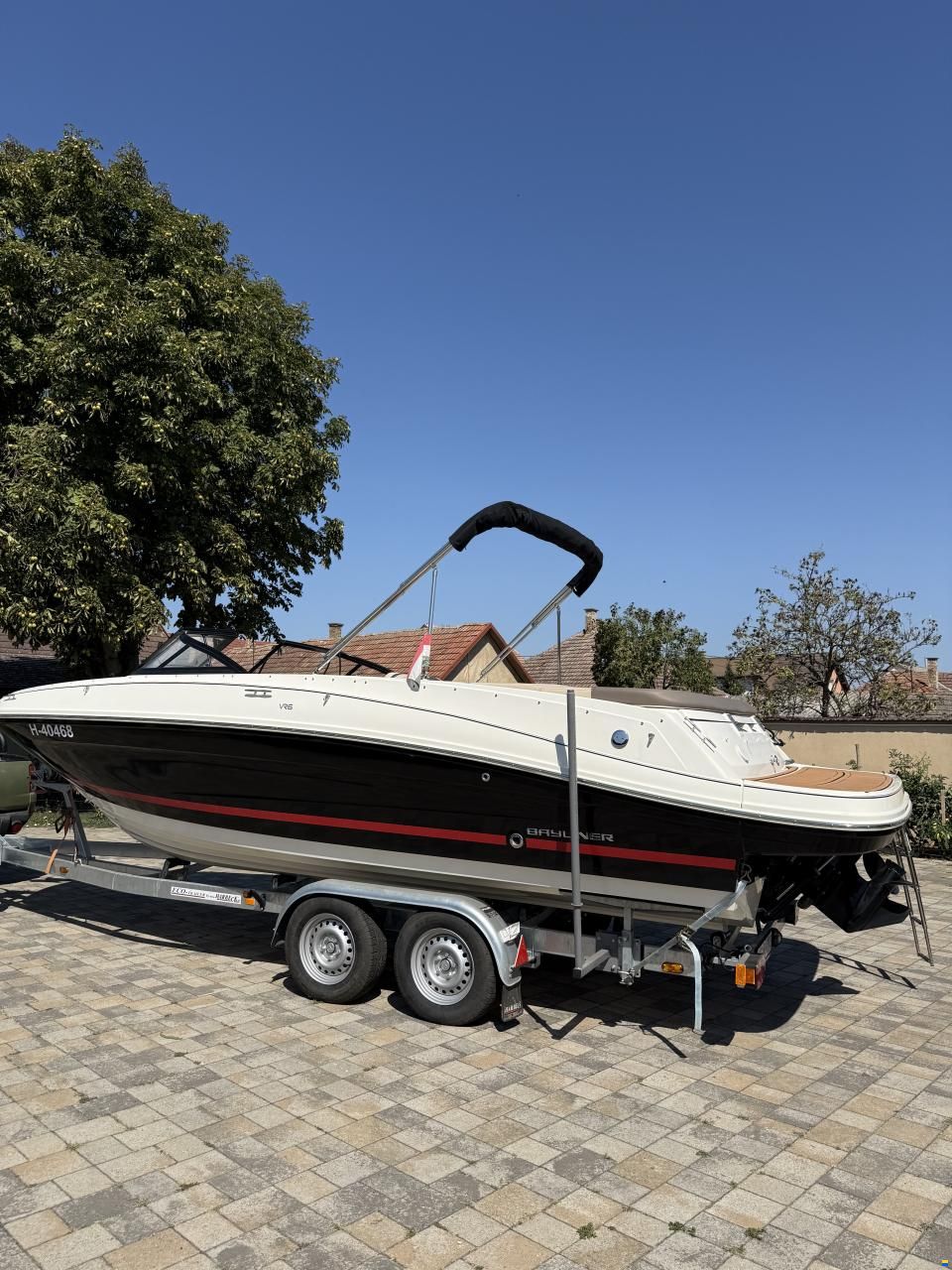 Bayliner VR6
