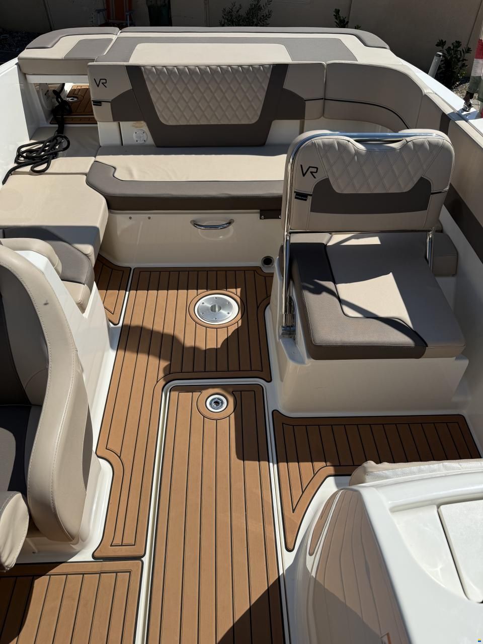 Bayliner VR6
