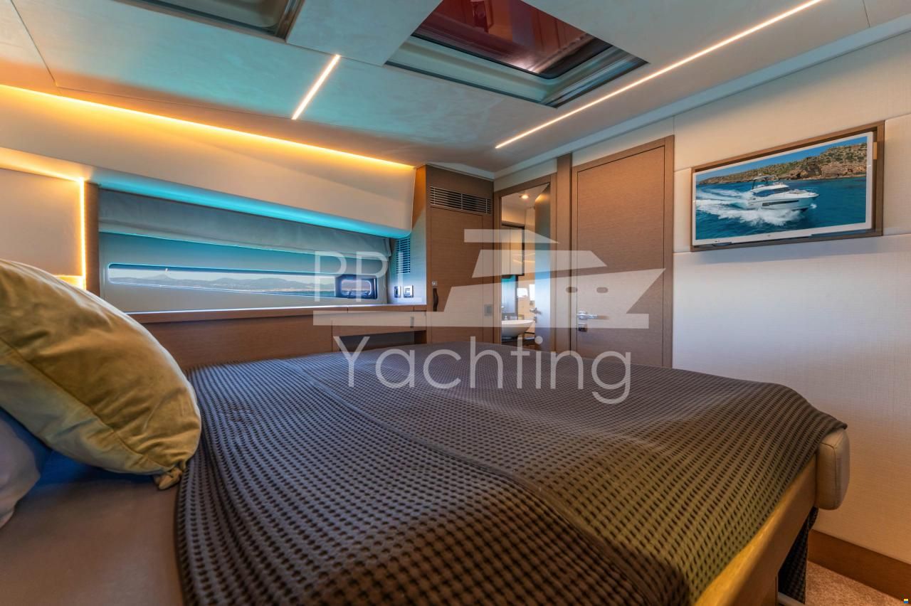 Prestige 460 Fly
