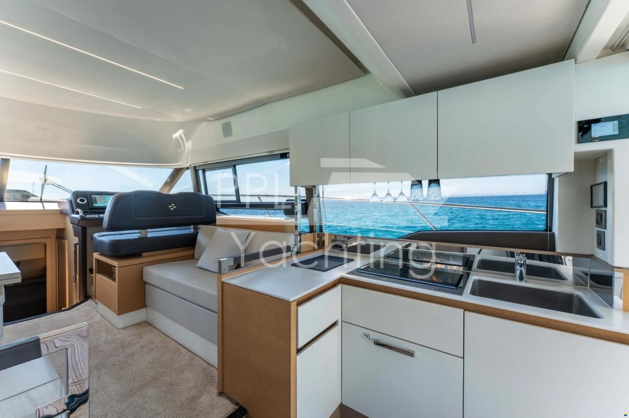 Prestige 460 Fly