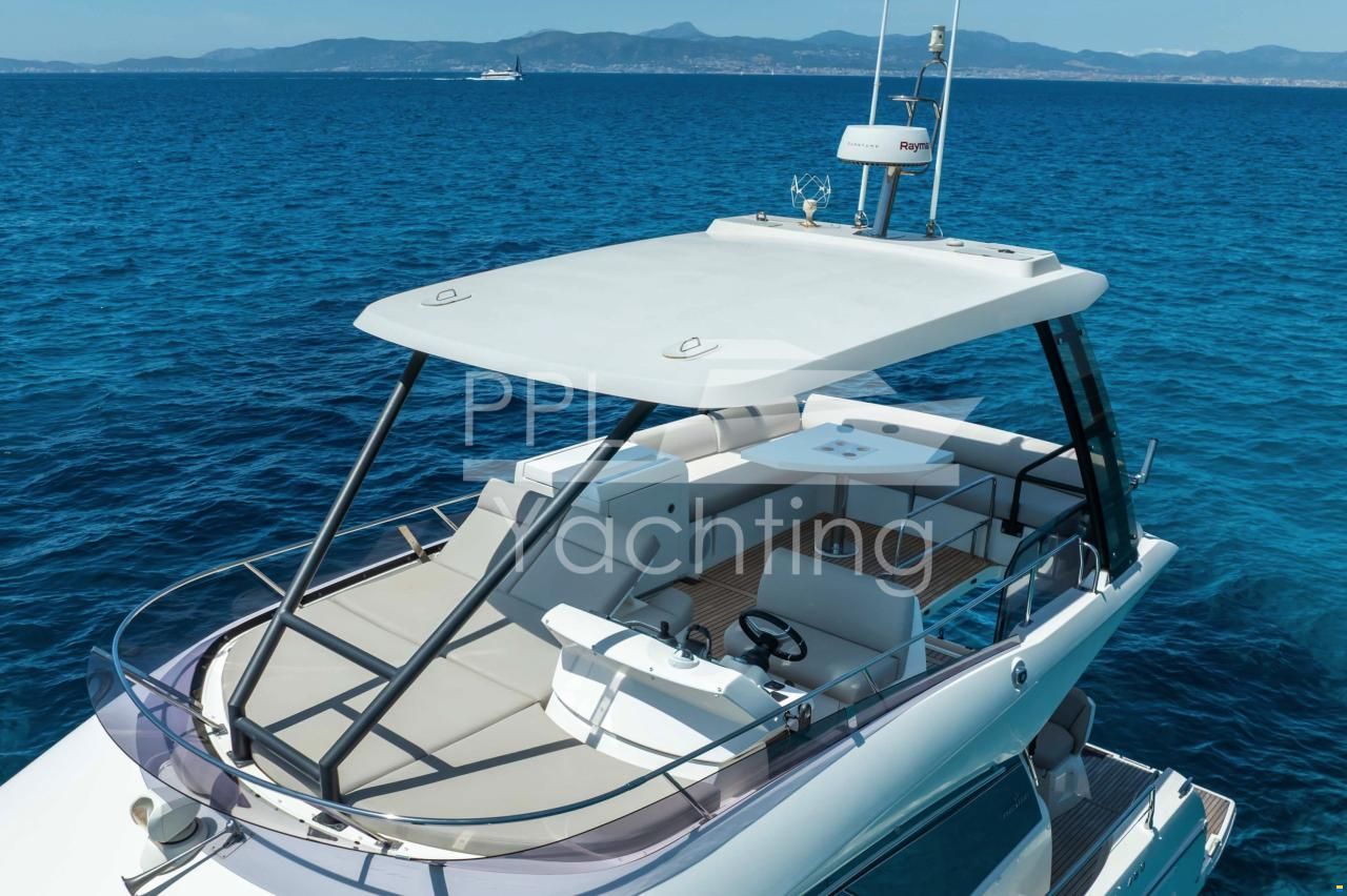 Prestige 460 Fly