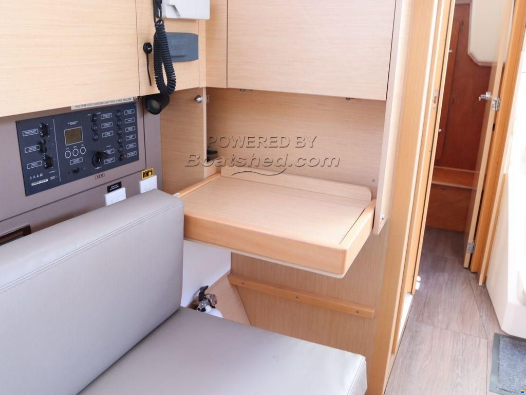 Beneteau Oceanis 35.1
